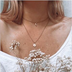 Marina De Buchi ‘B’ Initial Engraved Letter Necklace